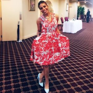 Banana Republic Floral Dress w/Pockets